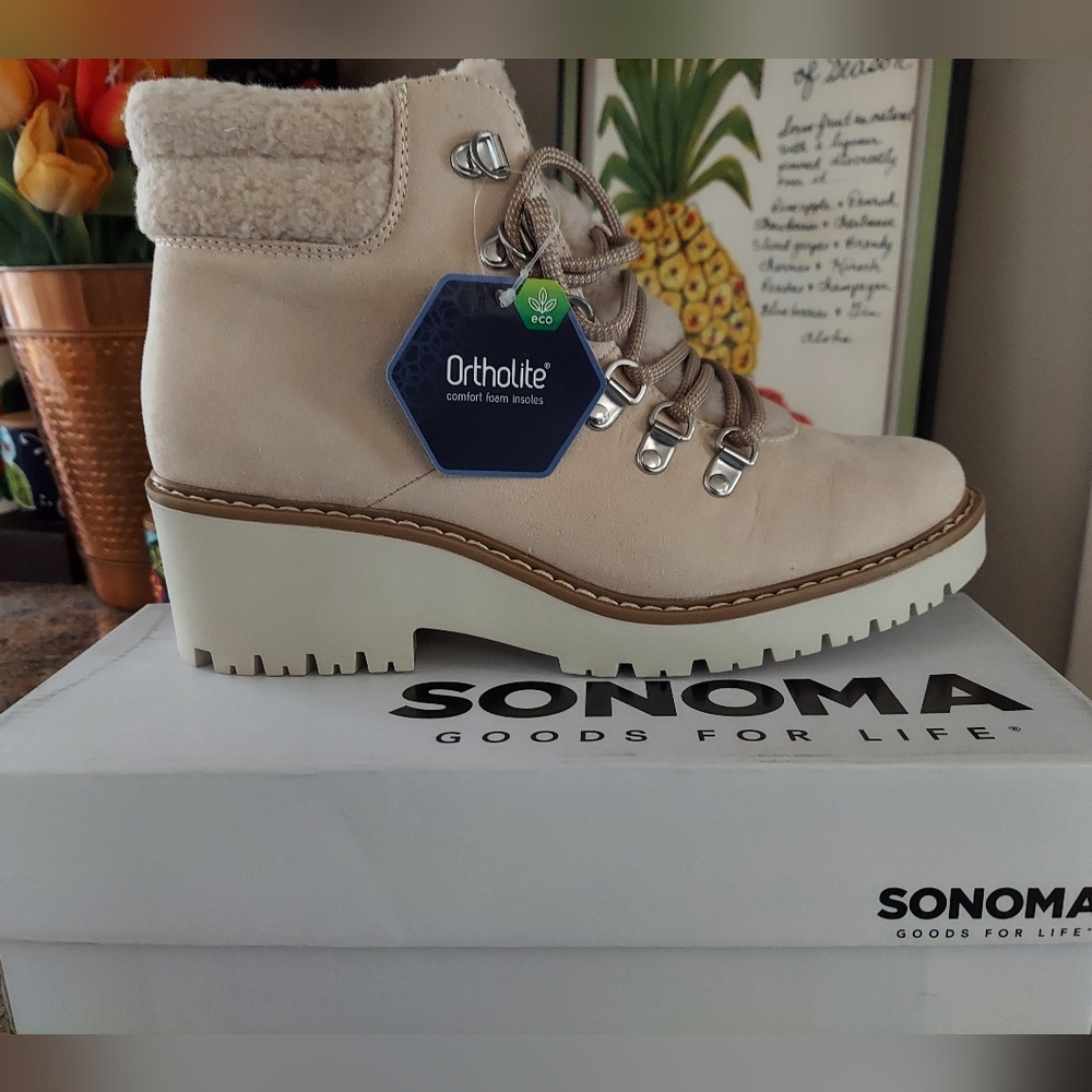 NIB 9.5 Cream Faux Suede hiking boots Lumbar by Sonoma Goods for Life Cabincore